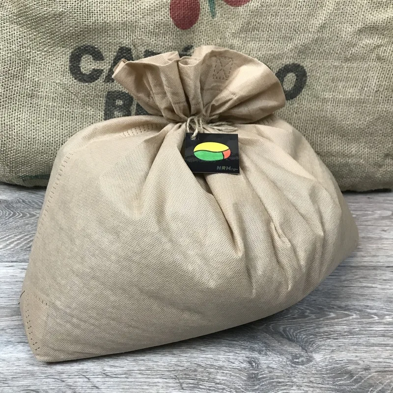 Зеленый кофе Бразилия. Кофе в зернах арабика. Необжаренное кофейное зерно