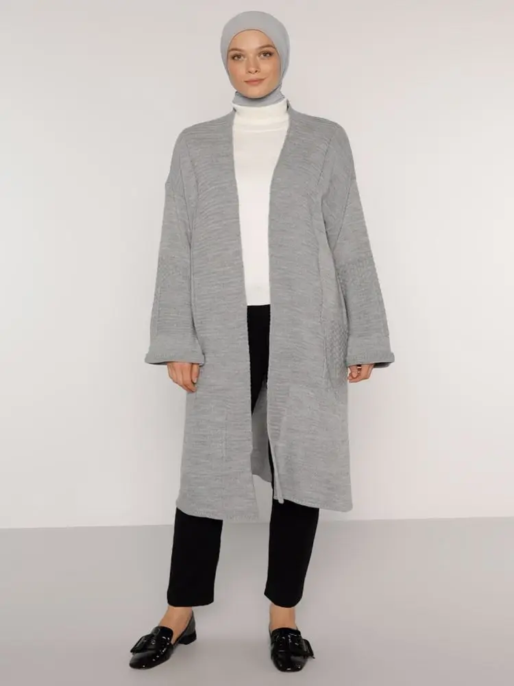 

Refka Knitwear Checkered Color Block Knitwear Cardigan Winter Acrylic Fabric Women's Tops Outerwear Long Hijab Outfits