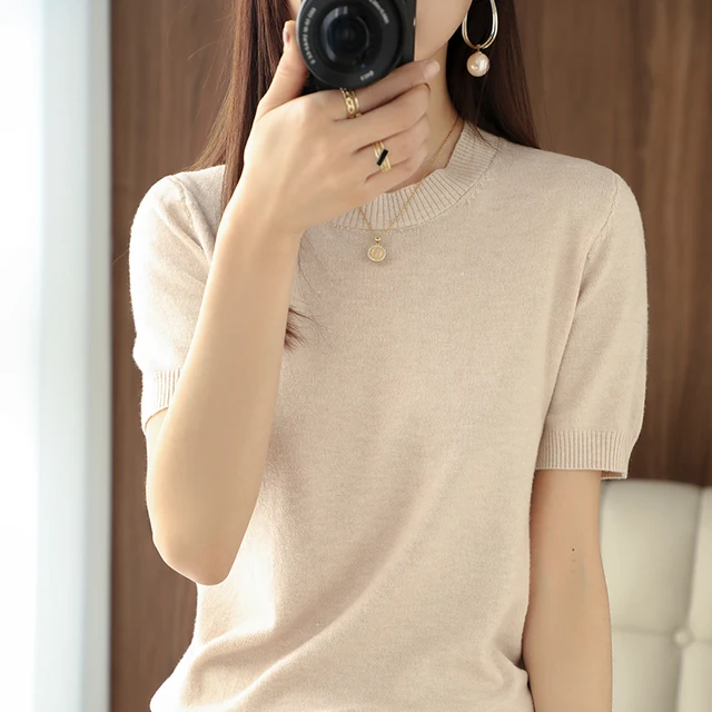 

2020 spring and summer new women's round neck solid color woolen short-sleeved pullover all-match style