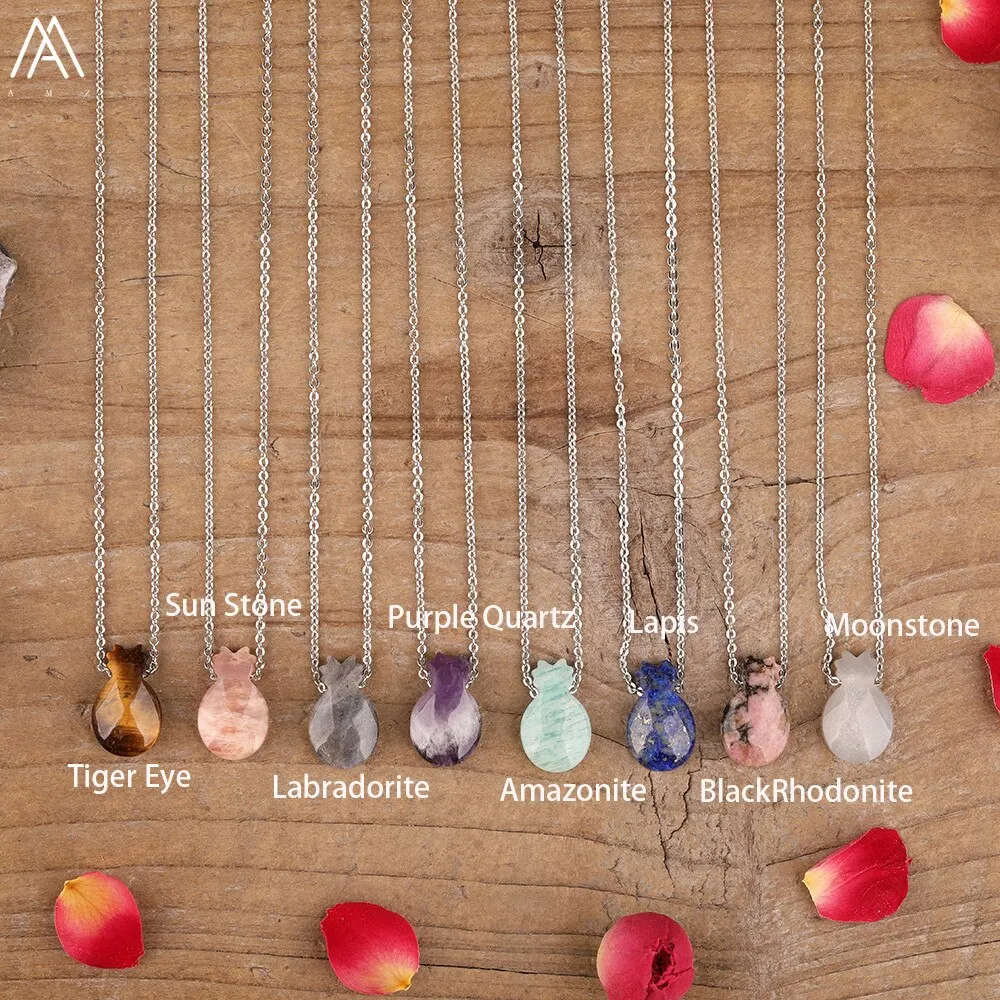 Женское ожерелье с подвеской-бабочкой черным агатом и лунным камнем | Украшения