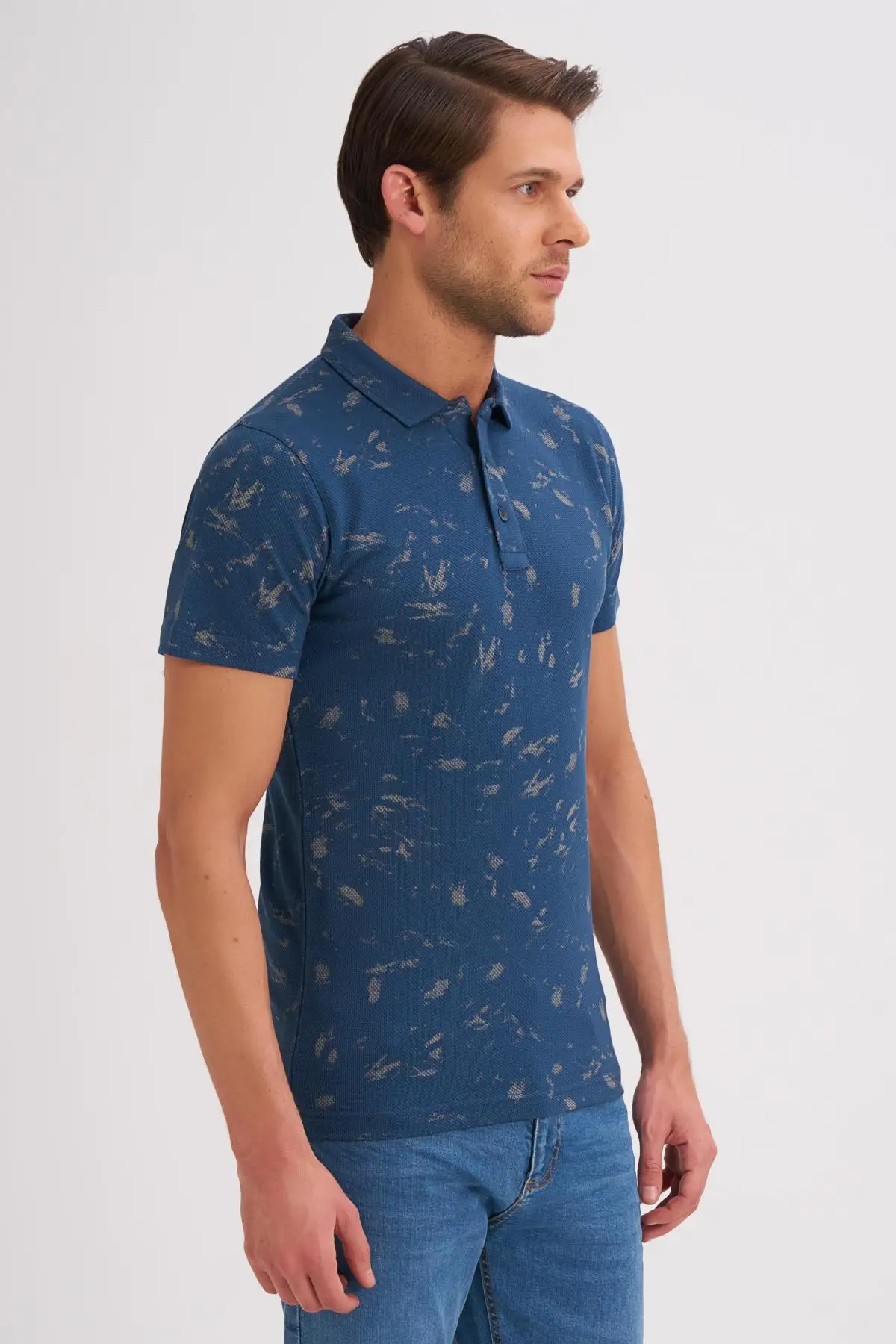

Line Knitwear Mens Slim Fit Polo Collar T-Shirt