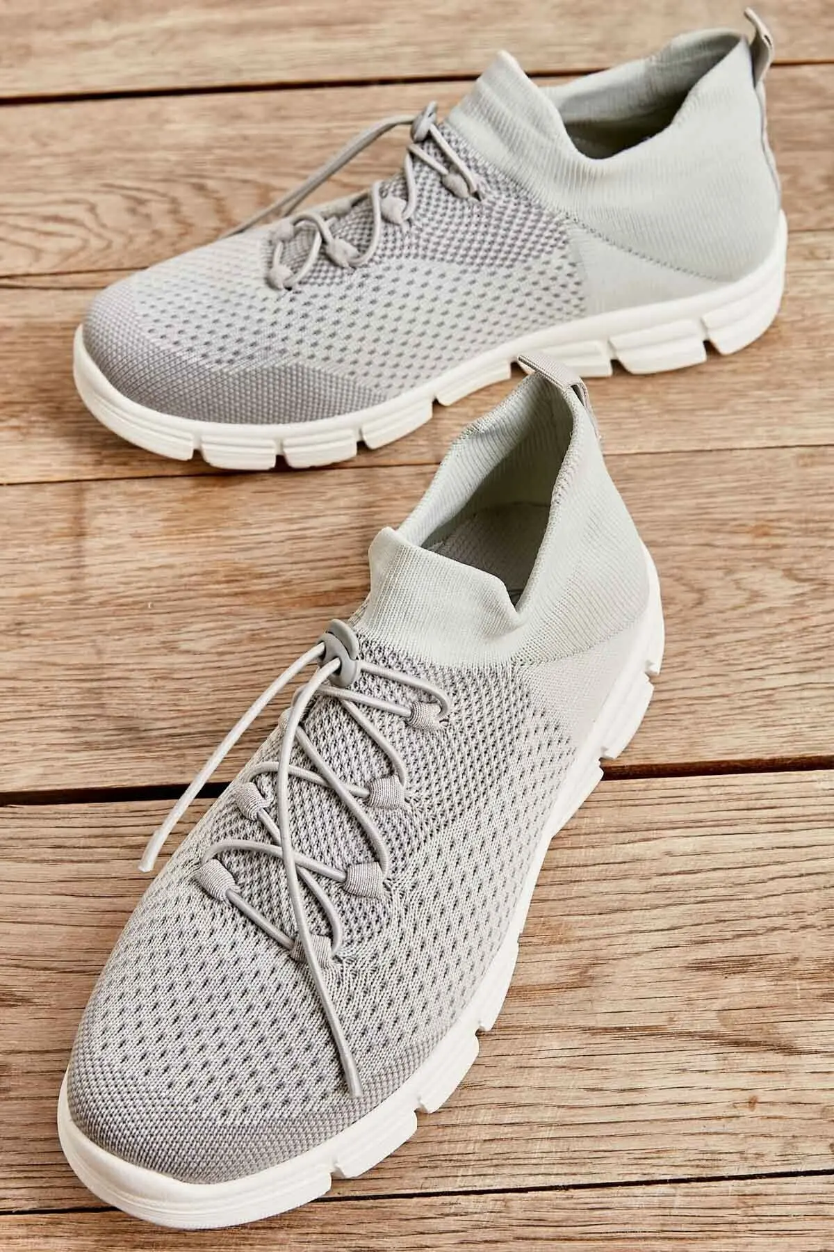 

2021 Shoes for Women Comfortable Sneaker Designer Vulcanize Platform Luxury Ladies Black Grey Beige Summer Femme Made in Turkey