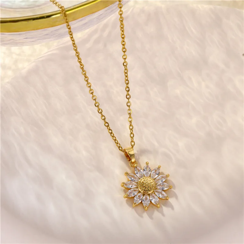 

Vintage Gold Sunflower Daisy Choker Necklace for Women Fashion Jewelry Shiny AAA Zircon Pendant Stainless Steel Chain Necklace