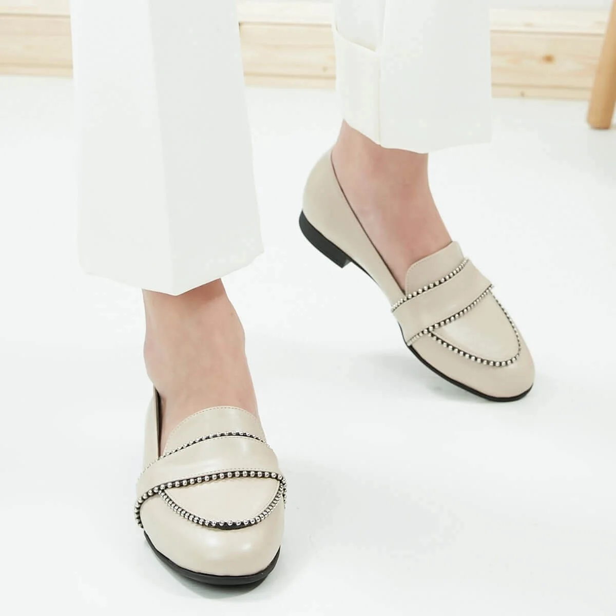 Бренд Mio Gusto ROBIN черные/коричневые/кожаные цвета низкий каблук 2 см тонкие