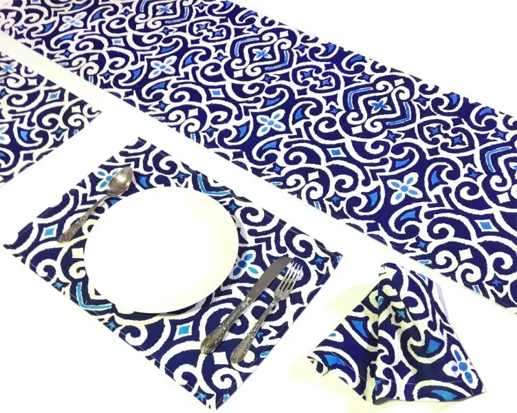 

Damask Marine Tableware Package 6 Pieces Placemat Pieces Napkin 1 Piece Runner Decorative Runner Table Cloth Anti-Stain Fabric