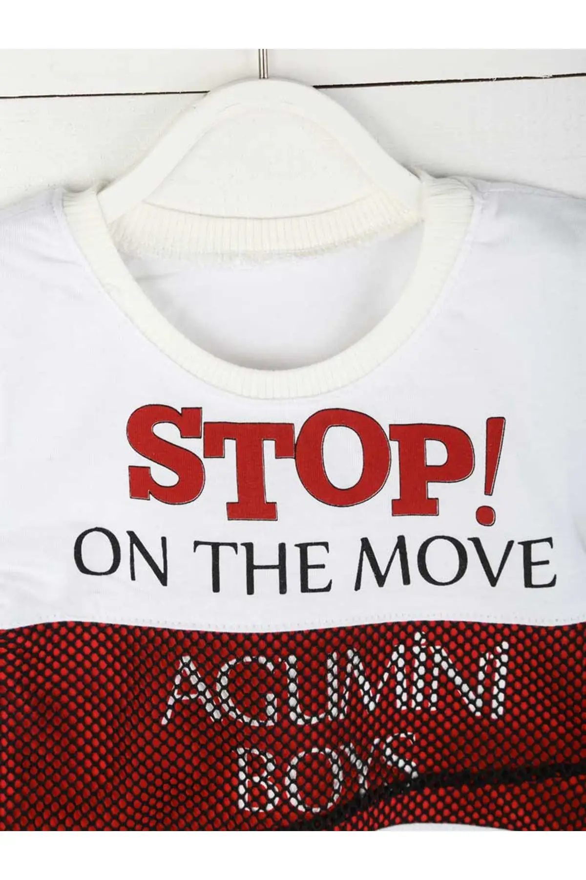 Летний топ с красной подошвой для маленьких мальчиков Милые повседневные