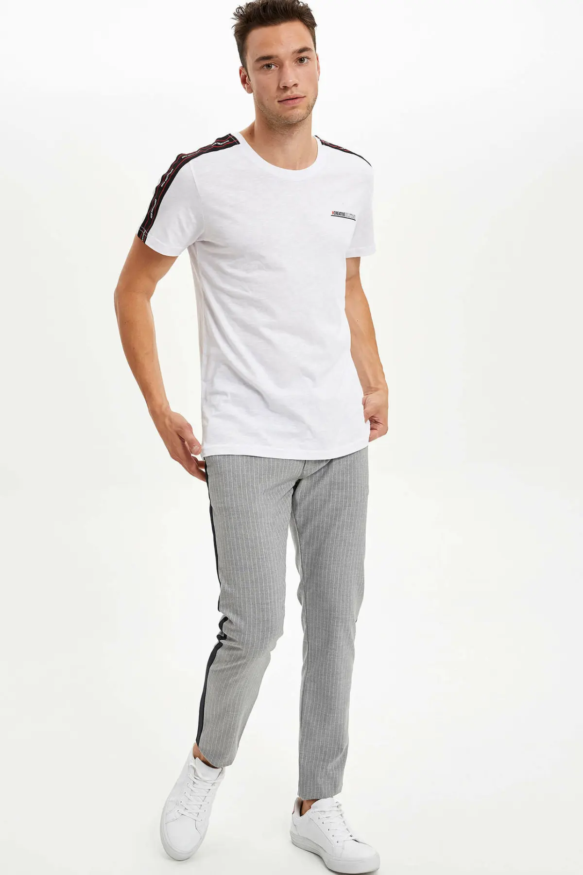 DeFacto Модные мужские одноцветные полосатые футболки с коротким рукавом рисунком