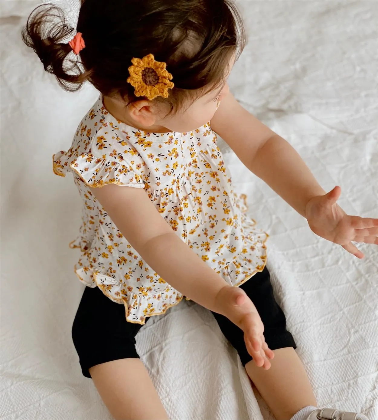 

Flaneur Baby Girl Sleeveless Floral T-Shirt Tights For Summer 2 Pieces Clothing Set Toddler Outwear Kids Casual