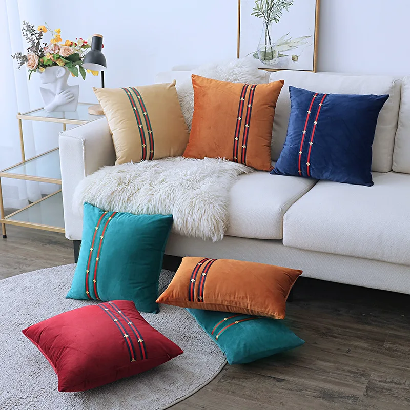 

European Style Light Luxury Bee Lace Velvet Cloth Waist Pillow Cushion Cross Border Household Products Sofa Pillow Cover