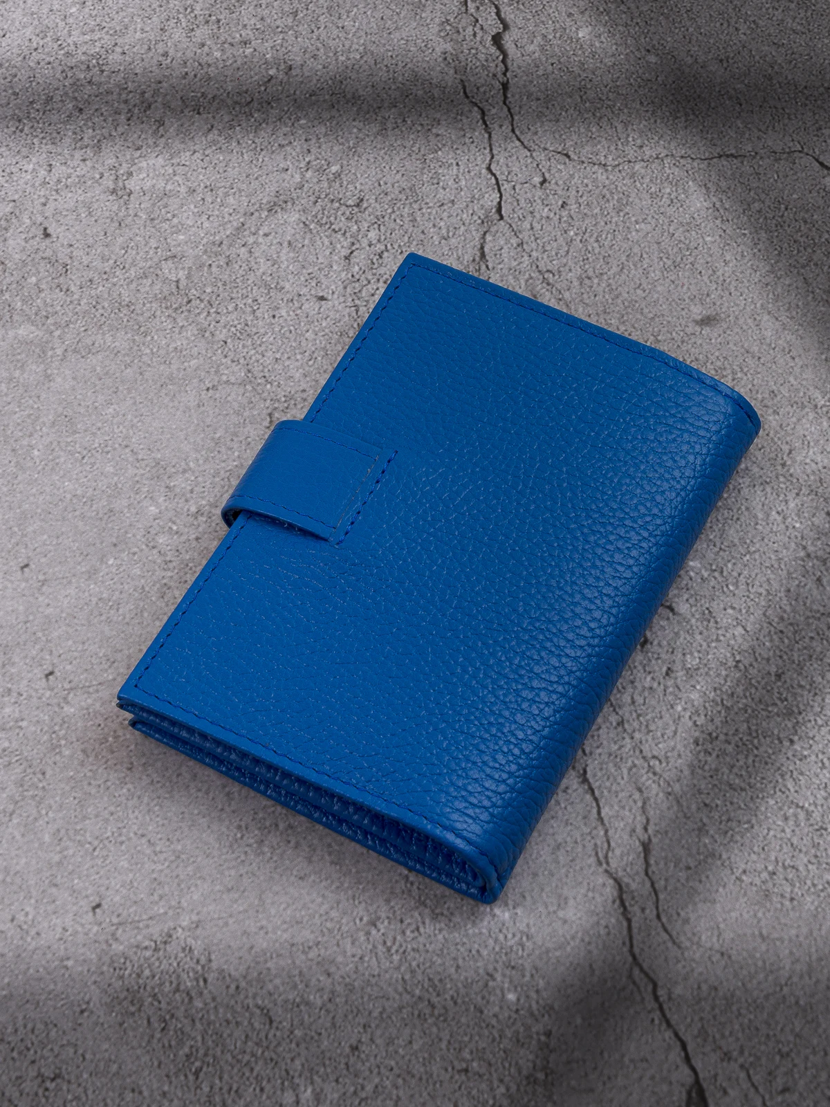 Рисунок 6 - Обложка для документов; паспорт