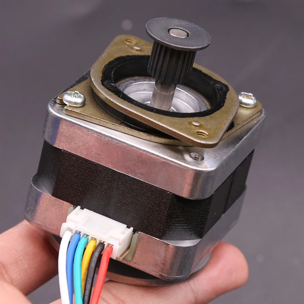 

Nema 17 Minebea Stepper Motor 42 Stepper Motor 2-Phase 4-Wire 0.2Nm 29.5mm Stepping Motor 0.9° w/ Timing Pulley For 3D Printer