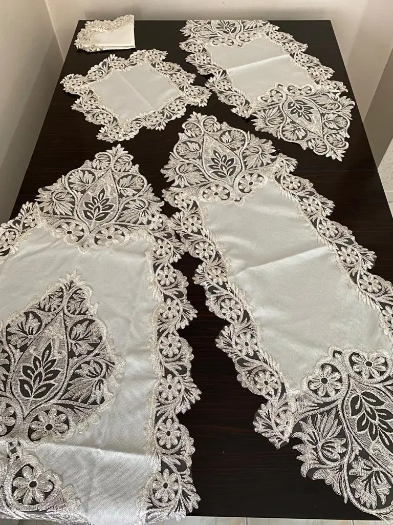 

Lux 5 Parça Salon Takımı