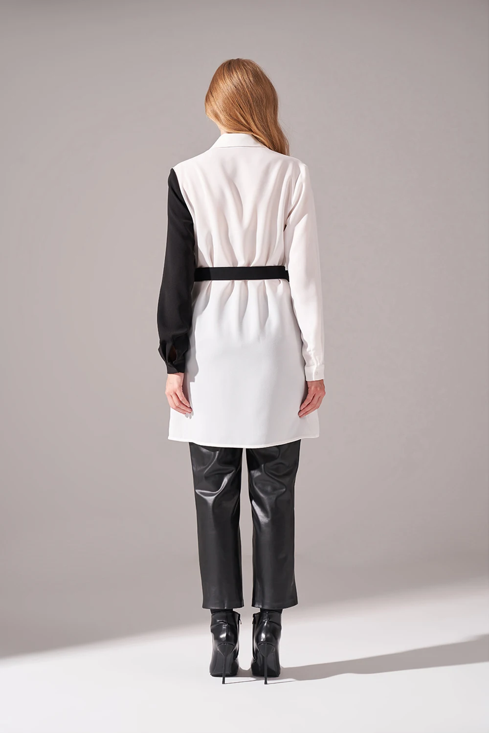 

Piece Detailed Crepe Tunic Shirt