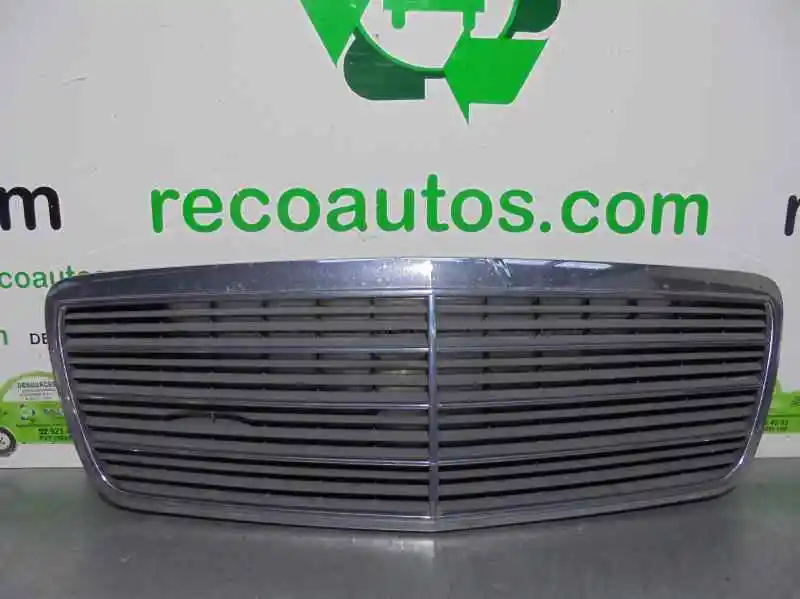 2108880023 передняя решетка Mercedes E Class дизельный салон (bm 210) 2 Cdi 16v|Детали и аксессуары