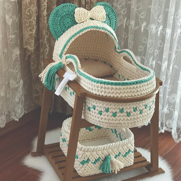

Baby moses basket bassinet
