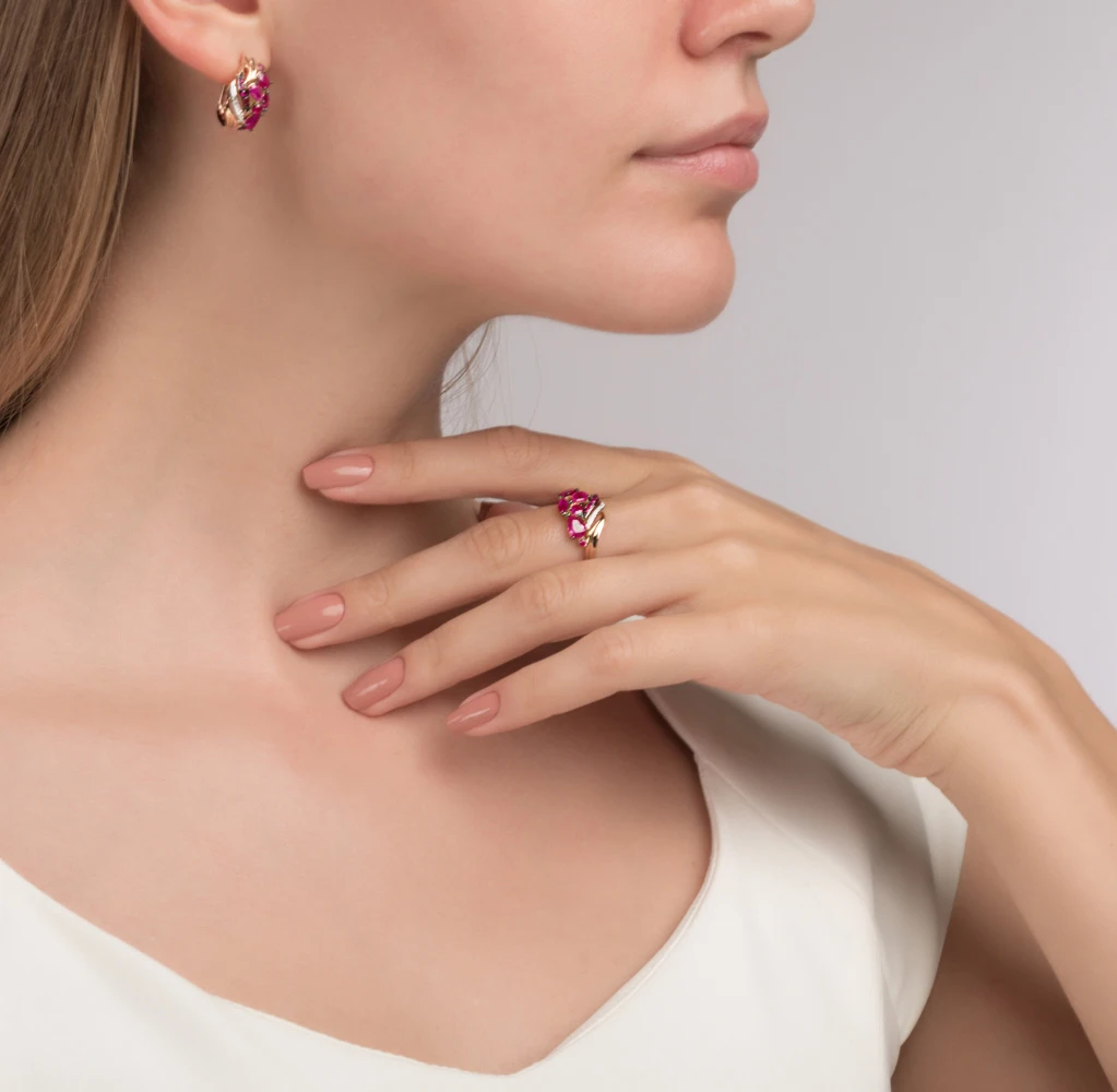 Gold ring with rubies and diamonds sunlight sample 585 | Украшения и аксессуары