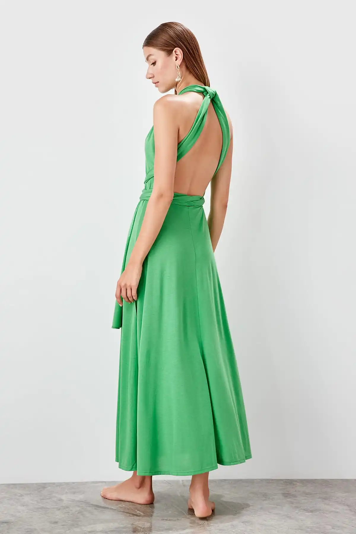 Trendyol платье с бретельками на шее TBESS19EP0010| |