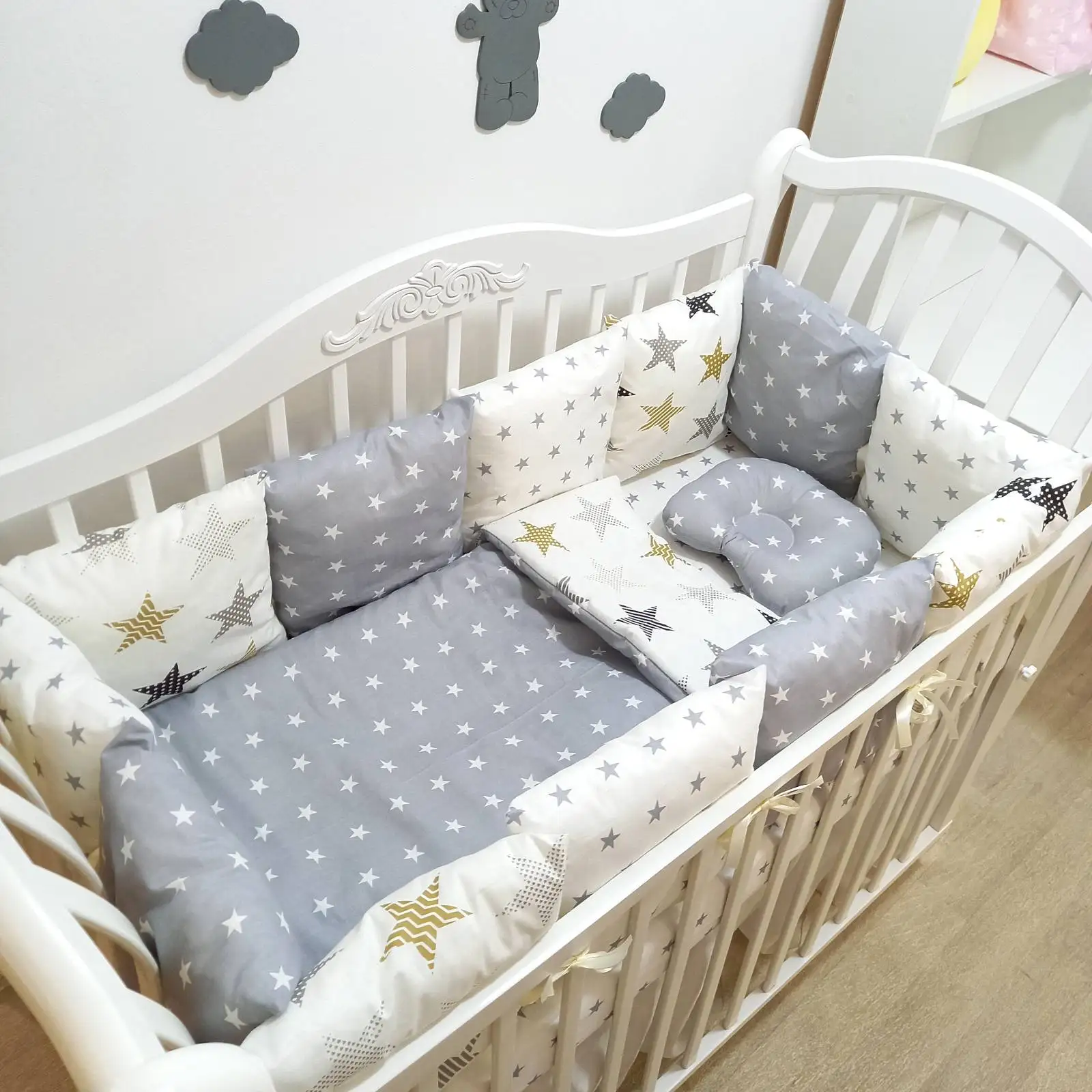 Бортик для кровати мазекея - 98 фото