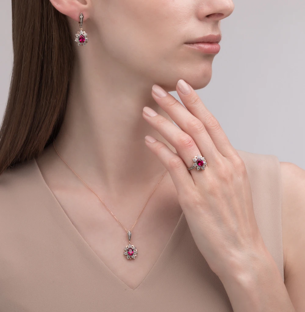 Золотая подвеска с коньячными бриллиантами и рубином SUNLIGHT | Украшения аксессуары