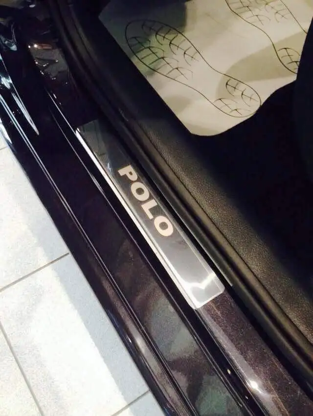Накладки на пороги нержавеющая сталь Фольцваген Polo Sedan 2010-2015 2015-&gt (комплект 4шт.) |