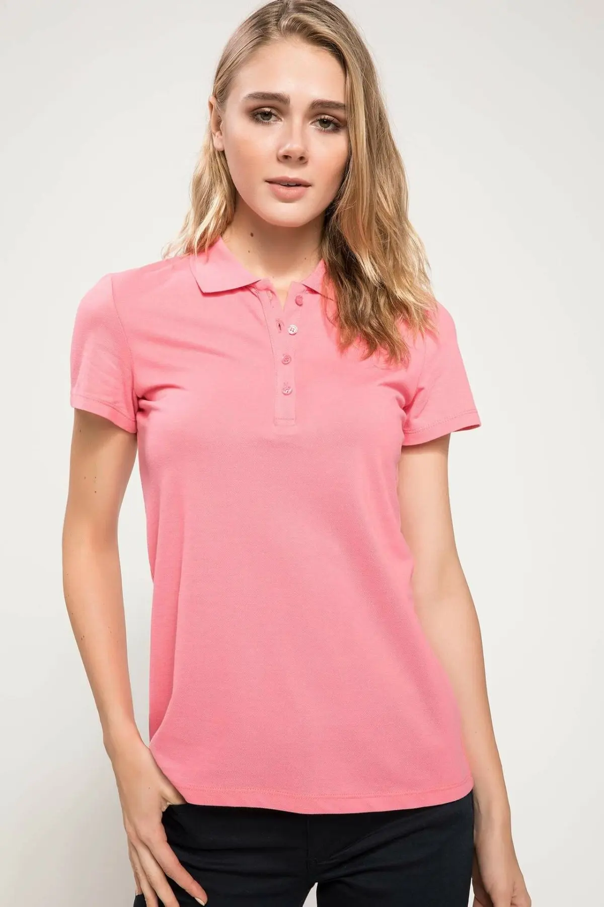 Женская Повседневная рубашка-поло DeFacto красная или розовая с коротким рукавом и