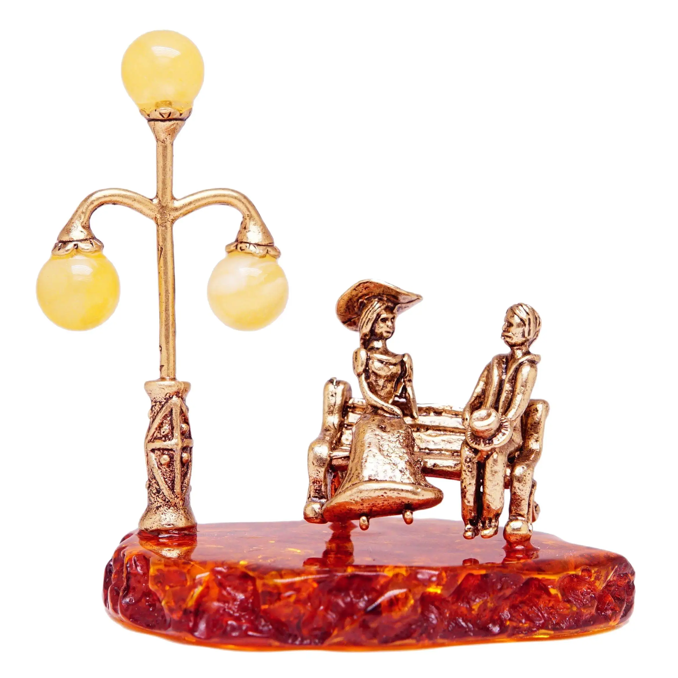 Миниатюра фигурка Парочка на скамейке Янтарь микс Бронза сюжет мужчина и женщина