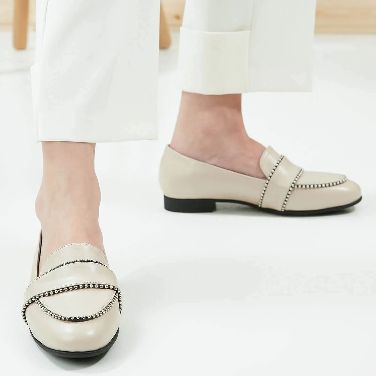 Бренд Mio Gusto ROBIN черные/коричневые/кожаные цвета низкий каблук 2 см тонкие