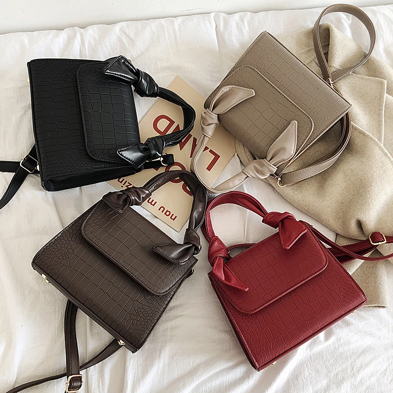 Женская кожаная сумка на плечо с узором 2020 модная компактная однотонная женские