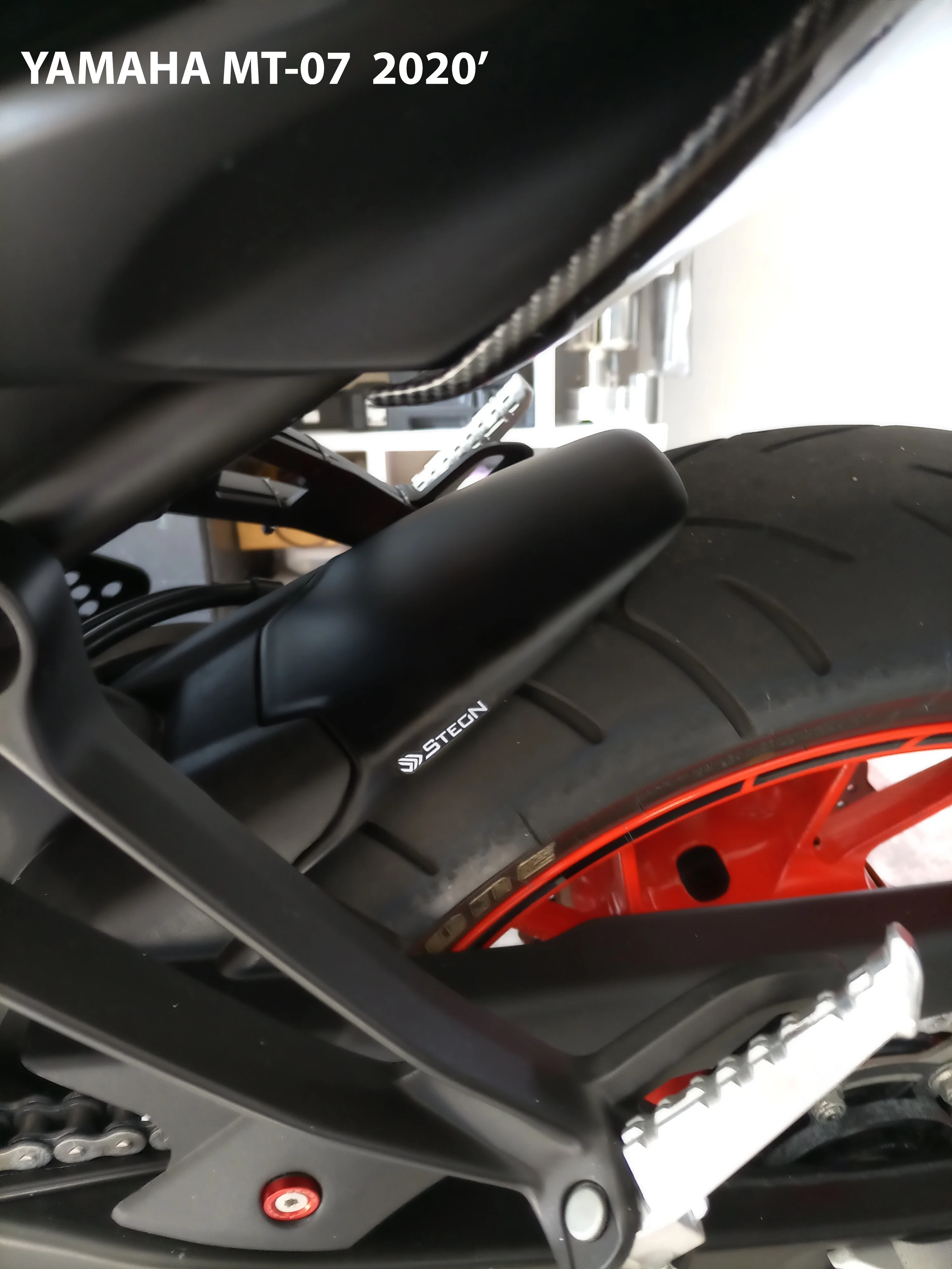 Удлинитель крыла заднего Hugger для Yamaha MT-07 2018 + брызговик (модель 2) удлинитель |