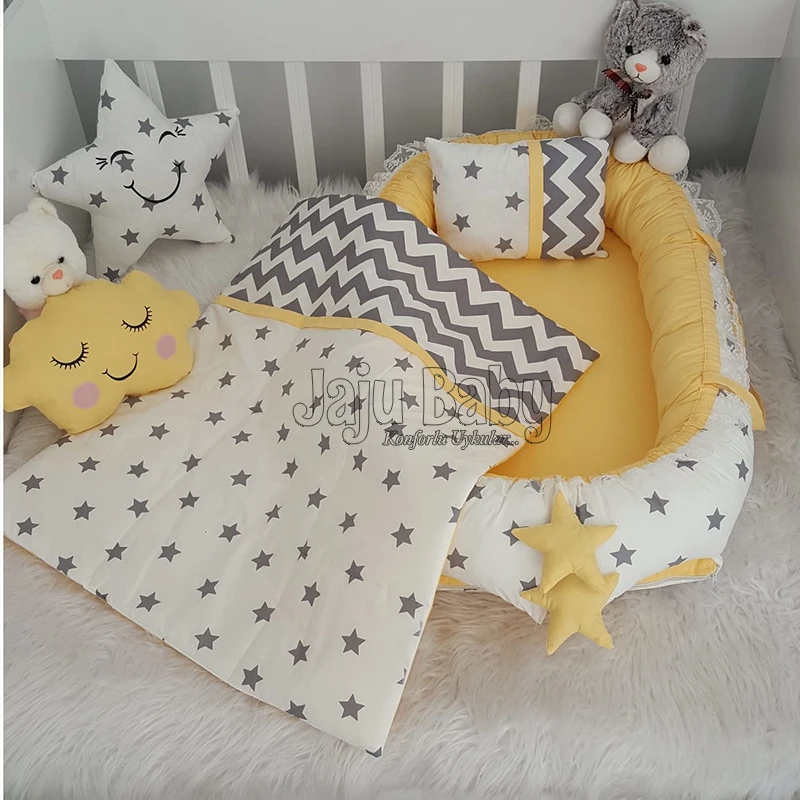 Jaju Baby Handmade Yellow and Gray Starry Orthopedic Babynest and 5 Piece Bedding Mother Side Portable Baby Bed with Pillows