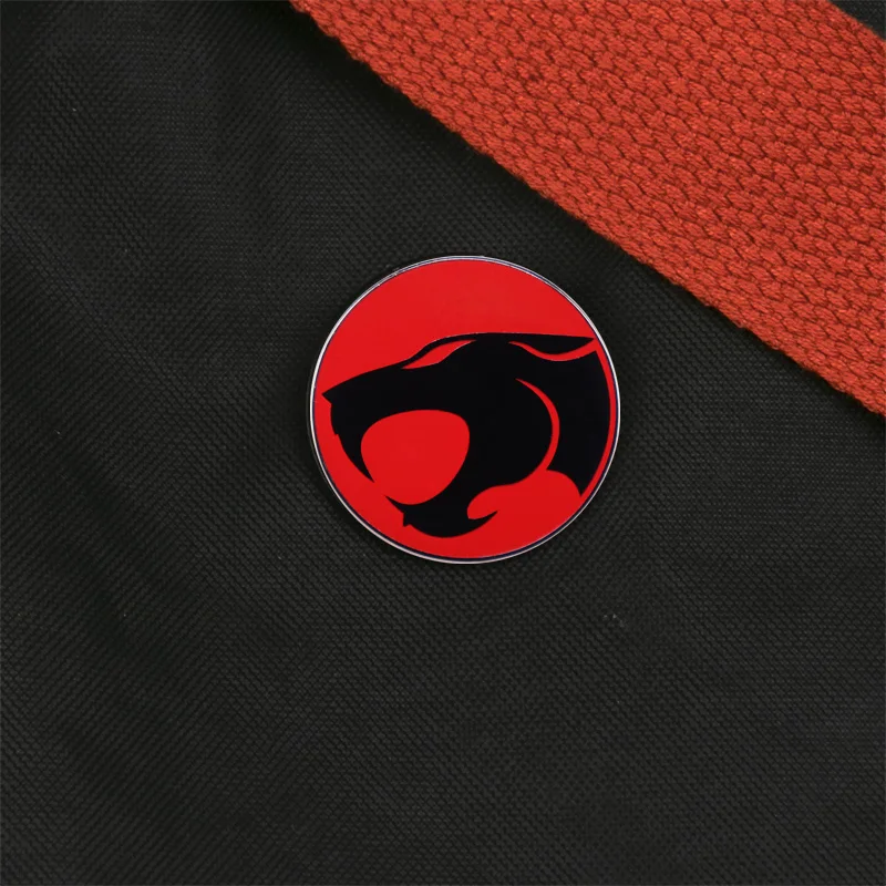 Брошь с логотипом Thundercat | Украшения и аксессуары