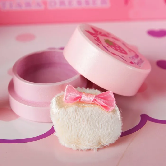 Туалетный столик 'Ягодка' принадлежности в наборе| |