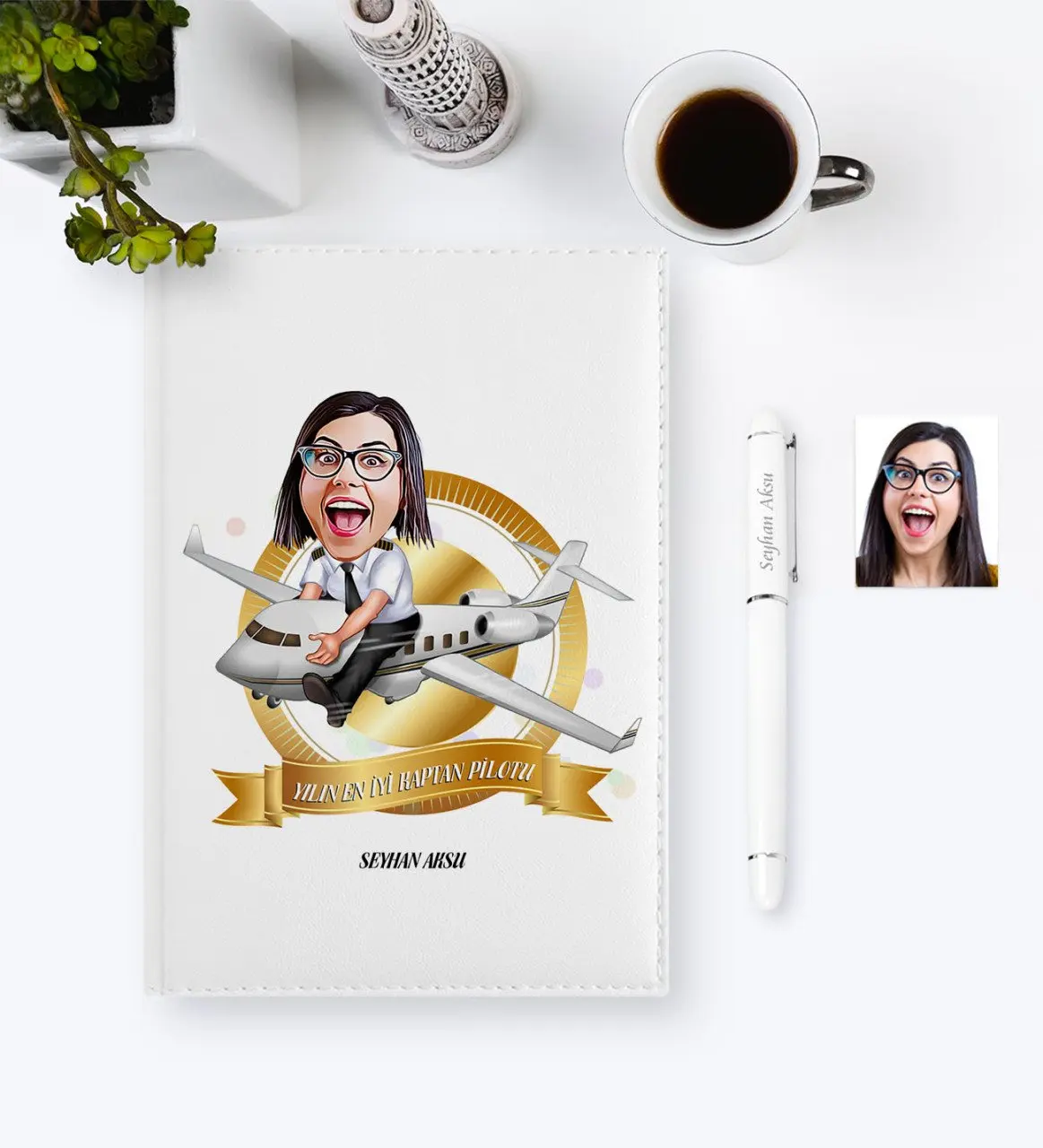 

Personalized The Year 'S Best Lady Captain Pilot Caricature of 2020 Organizer Pen set