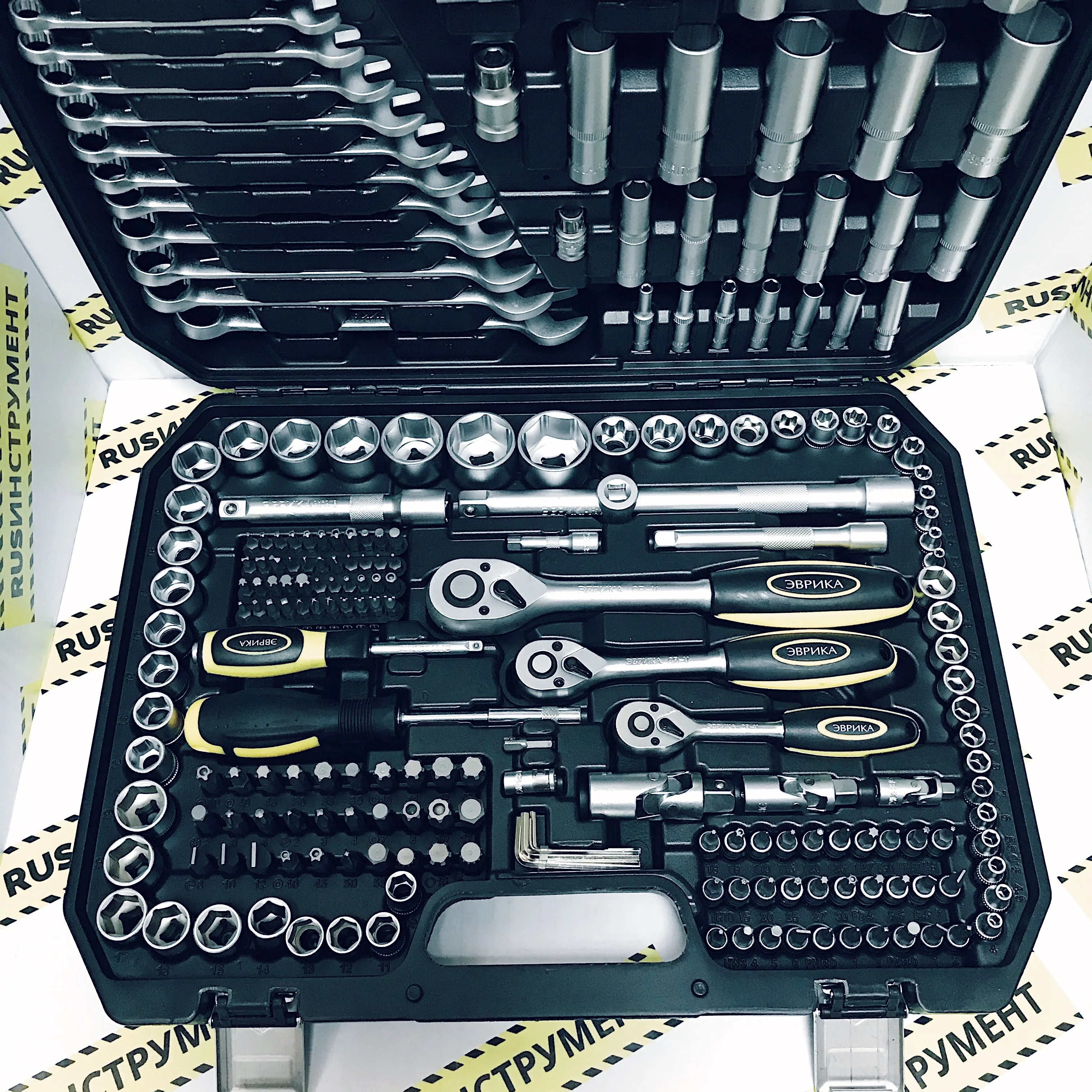 Набор инструментов авто ЭВРИКА 1*2"&amp1*4"&amp3*8" DR 6 гранный 216 предметов|Наборы