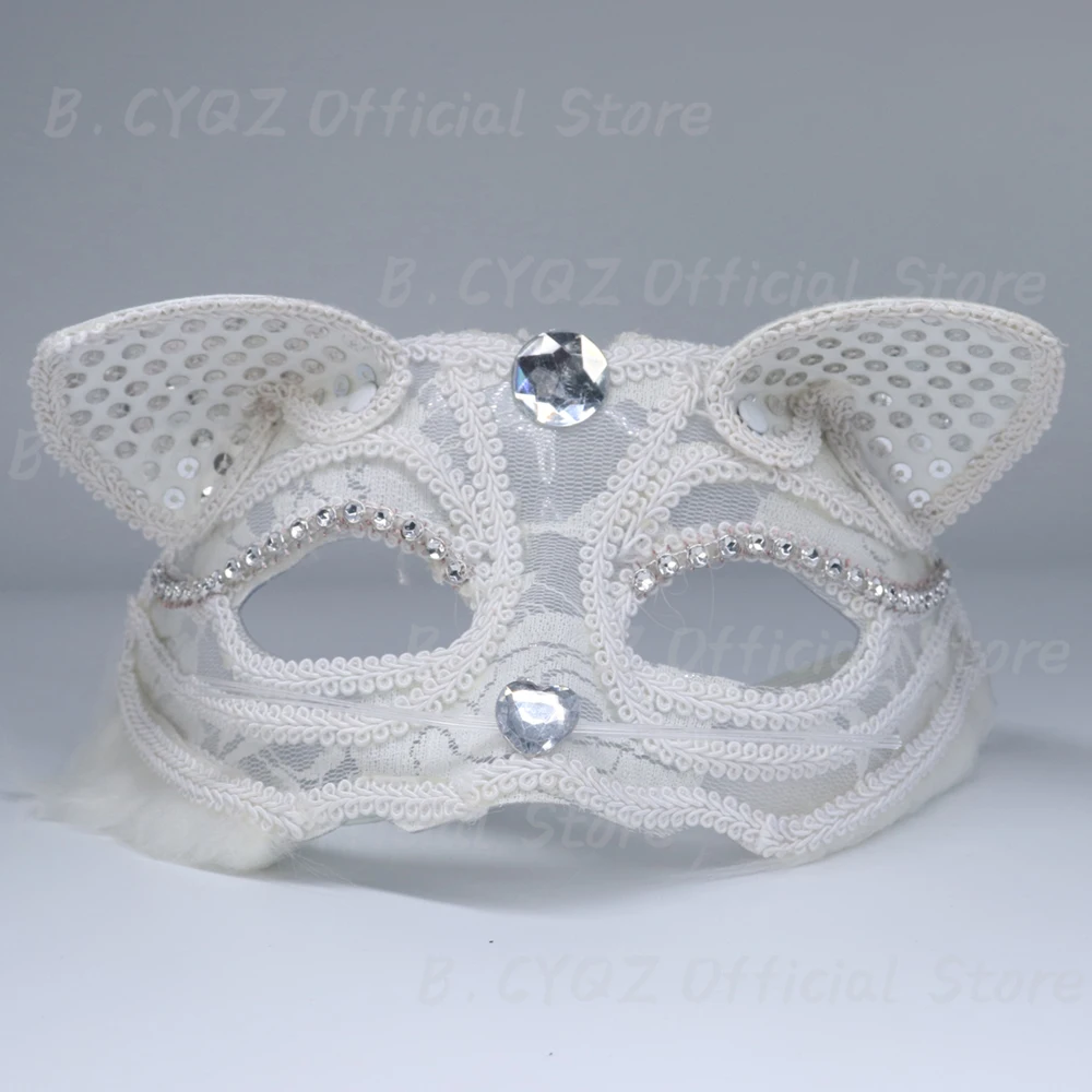 

B.CYQZ Sexy Graceful Ladies Masquerade Lace Mask White Feather Venetian Party Facewear Lace Carnival Fetish Fancy Costume Decor