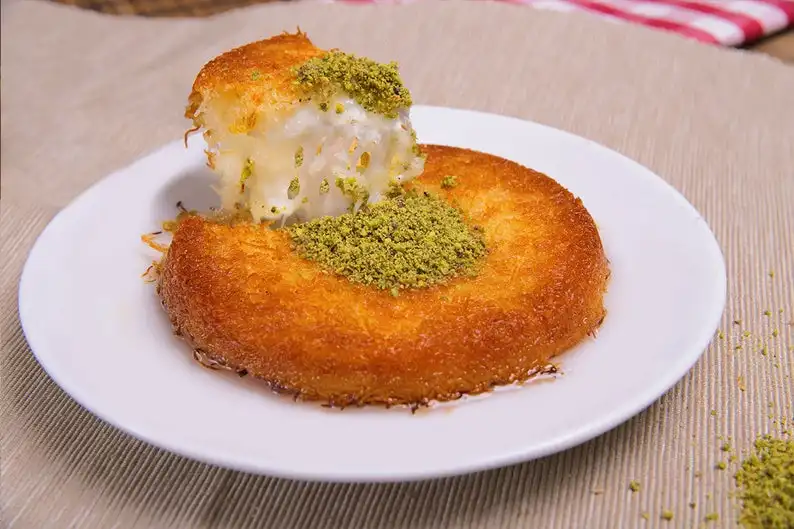 

Gulluoglu Kunefe (kunafeh-kunafa-knafeh-konafi-kanafeh) 6 pieces Total: 1.98 lb - 900 gr, available delivery only to UK, EU, USA
