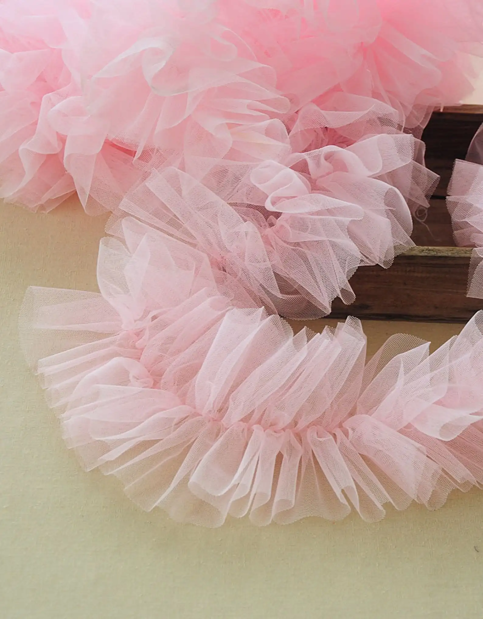 

5 yards/Lot 6 inches Pink Extra Dense Ruffled Trim For Tutu Dress Soft Frill Trim For Cake Dress Pleated Mesh Trim