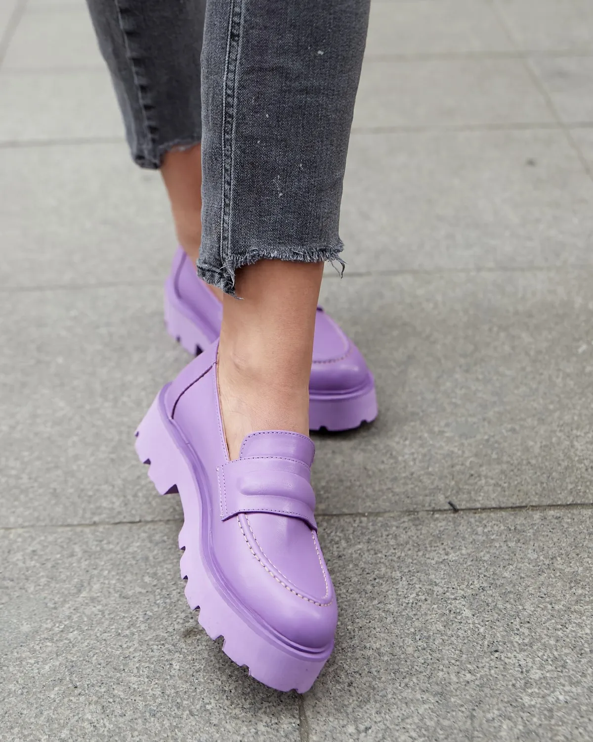 Женские лоферы из натуральной кожи puрол весенние туфли на плоской светильник кой