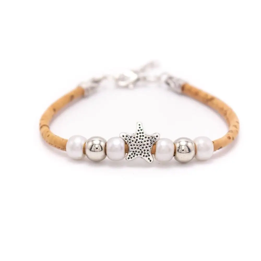 Женский браслет ручной работы из натуральной пробки с бусинами в форме