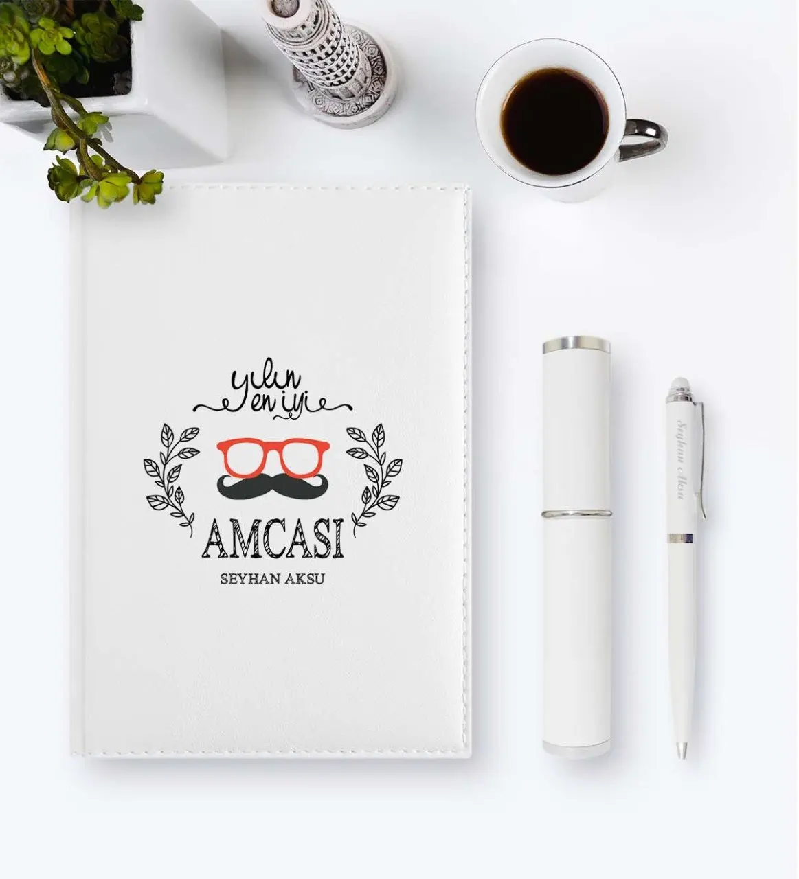 

Personalized The Year 'S Best Uncle 2020 Leather Organizer & Pen Gift Set