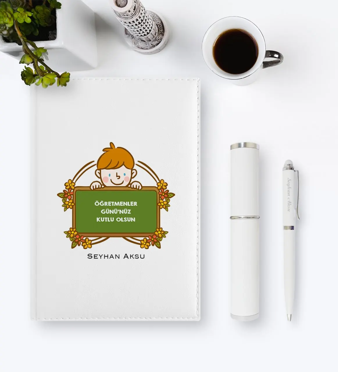 

Personalized Teachers Days Happy 2020 Leather Organizer & Pen Gift Set-4