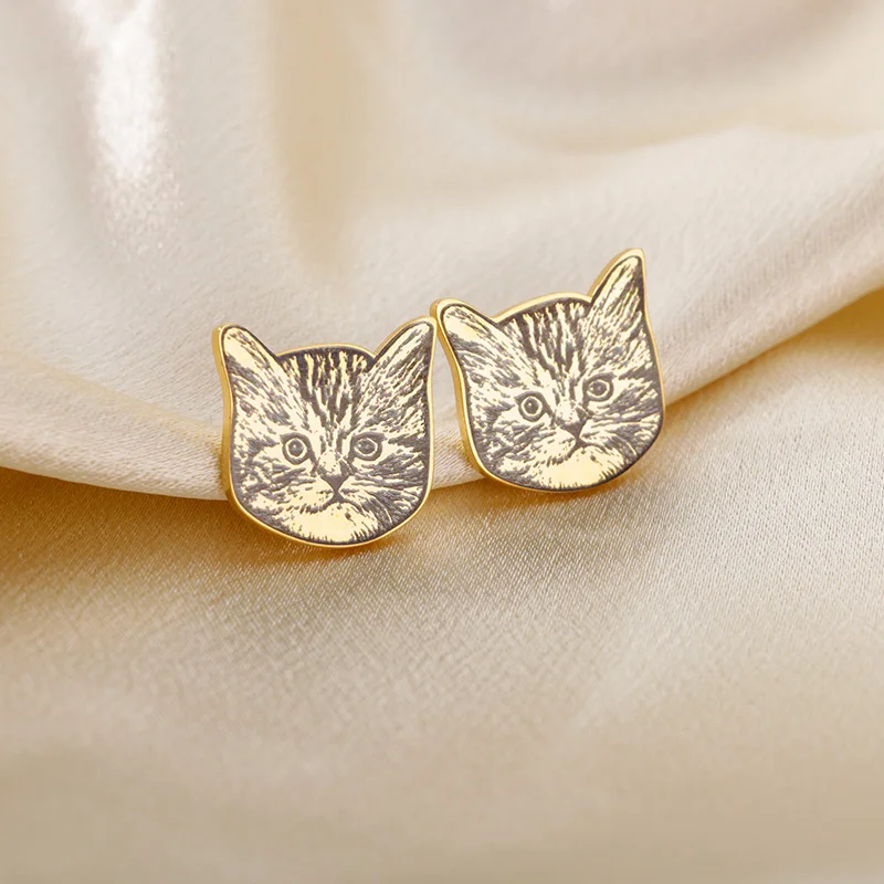 

Custom Pet Photo Stud Earring For Women Girl Dog Portrait Personalized Lover Jewelry Mini Cute Cat Memorial Gift For Mom Teen