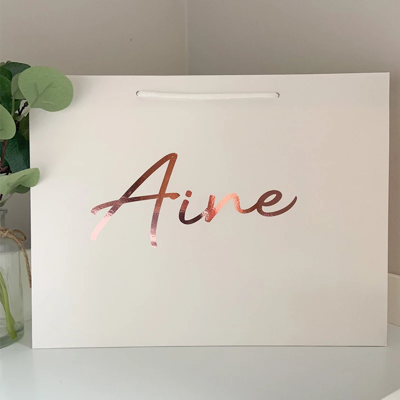 

Personalised Luxury Gift Bags for Weddings | Bridesmaid Proposal | Birthday Gift Bag | Special Occasion Gift Bag | Bridal Party