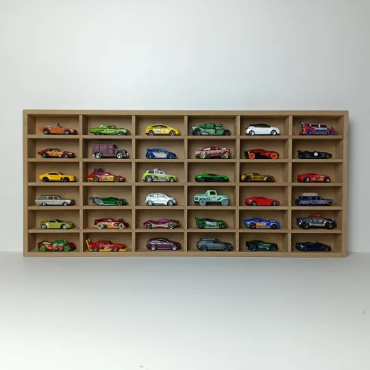 

Чехол Hot Wheels для 36 автомобилей и 2 колеса