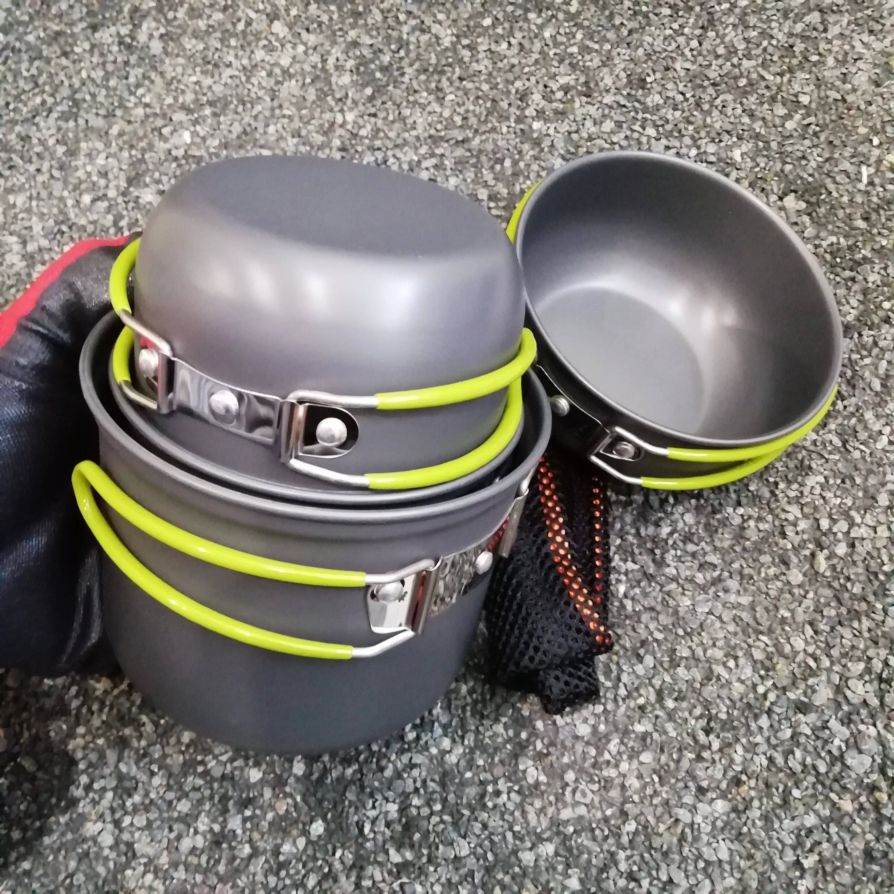 Походный набор посуды 4 Котелка для походов и туризма походная посуда пикника