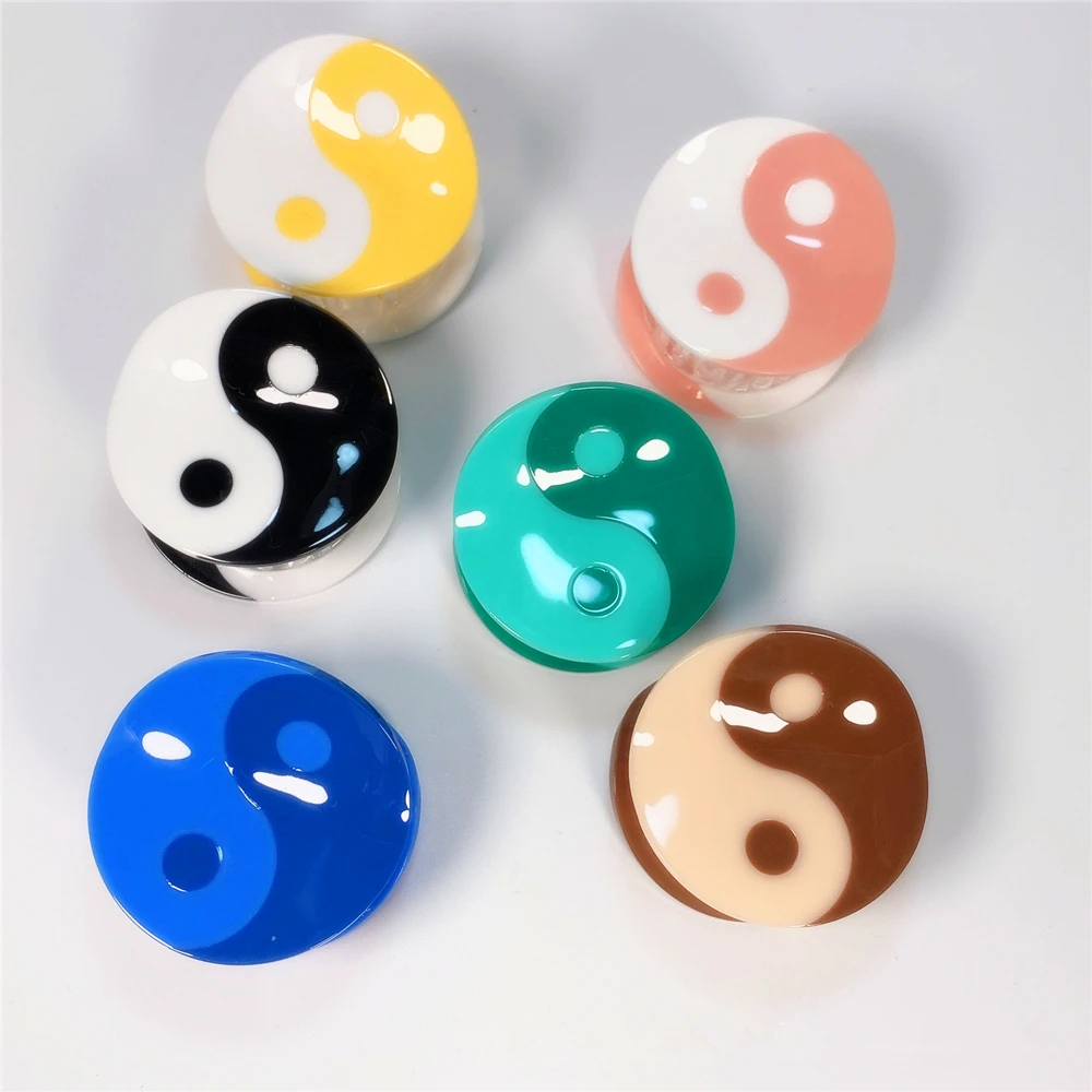 

New Yin Yang Acetate Hair Claws for Women Hair Accessorie HUANQI 2022 Black White Tai Chi Hair Clip Hairpin Headwear