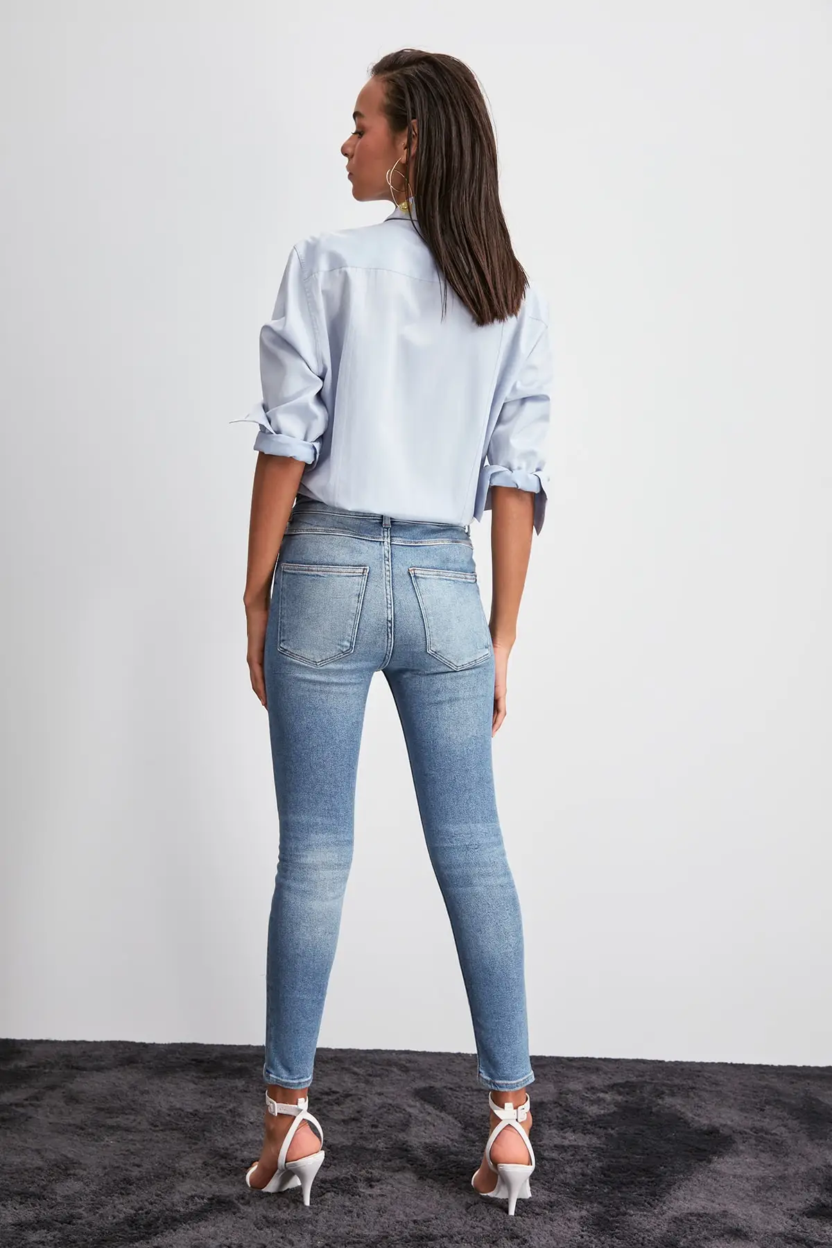Trendyol джинсы с высокой талией Bel Mom TWOAW20JE0429