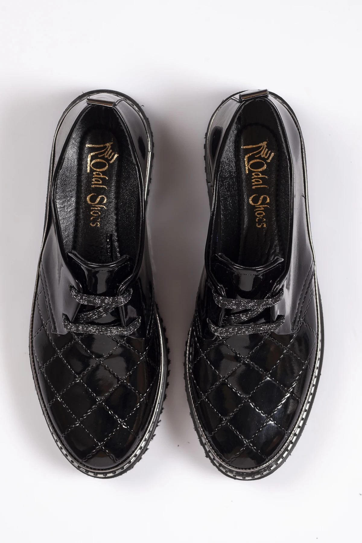 

Women's Patent Leather Quilted Casual Shoes