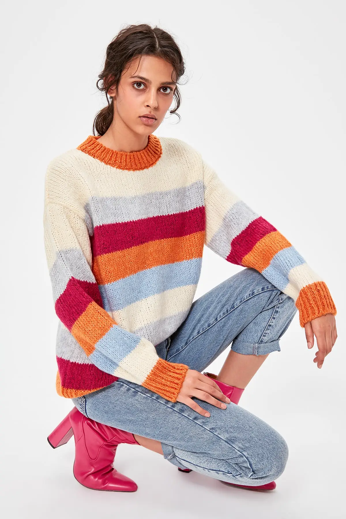 Трикотажный свитер в полоску с оранжевым велосипедным воротником TWOAW20KZ0205 |