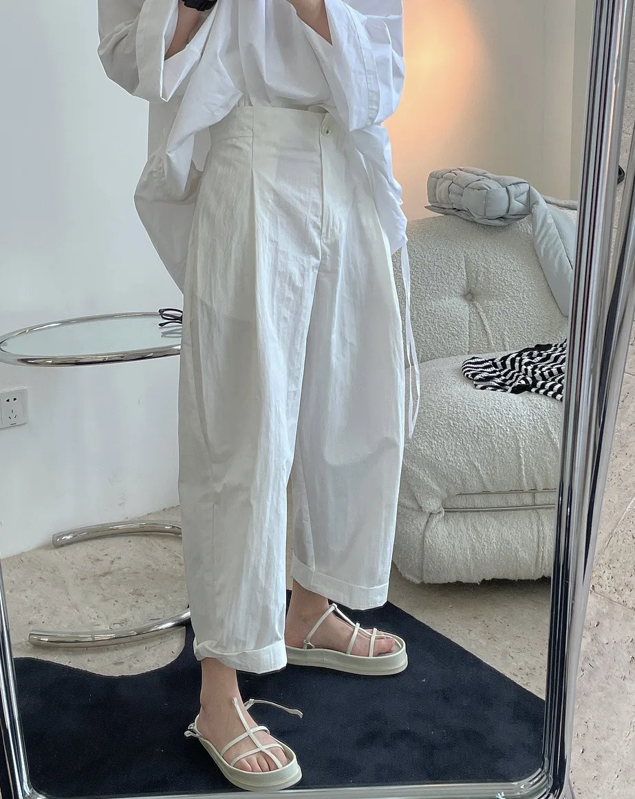

summer woman cozy trousers